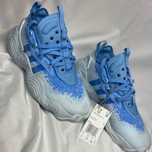 Adidas Trae Young 3 light blue size 5